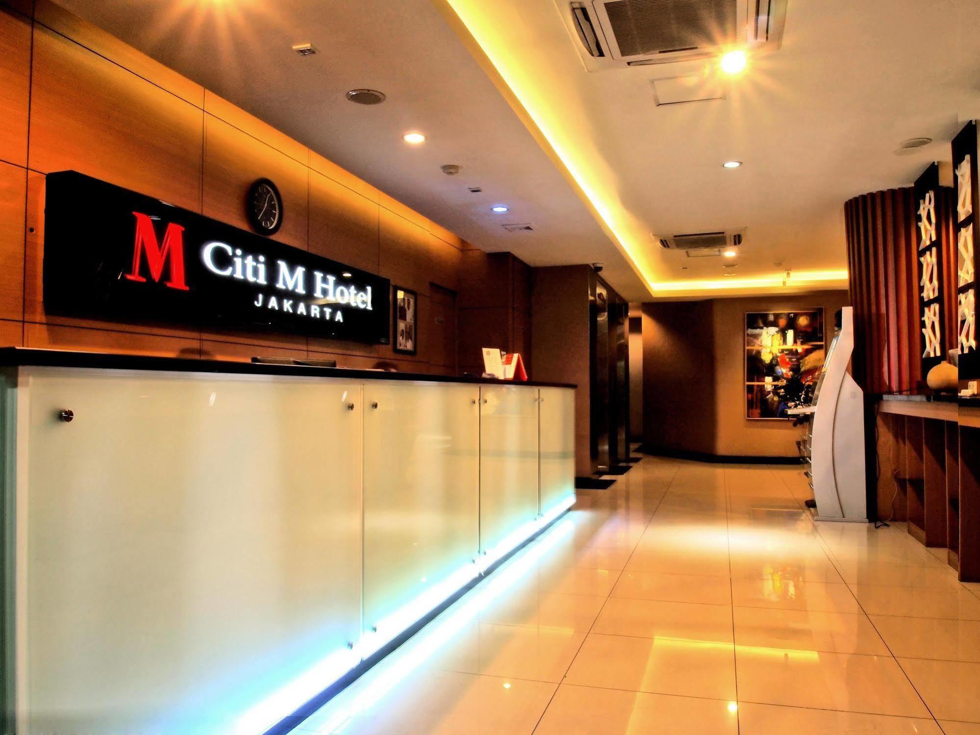 Citi M Hotel Gambir Jakarta Bagian luar foto